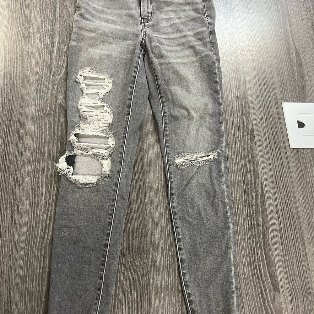 American Eagle Gray Distressed Women's Jeans Size 4